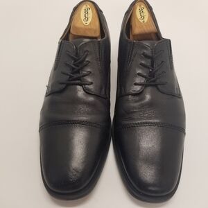 Clarks Mens Size 8.5 Oxford Derby Black Leather Lace Up Cap Toe Ortholite